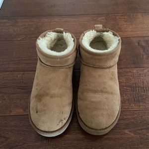 UGG classic ultra mini boots in chestnut size 7